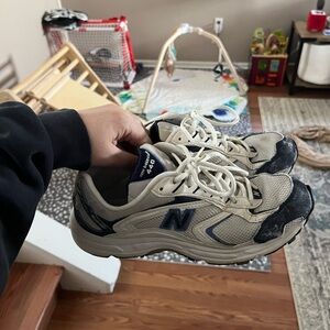 New Balance 440 Sneakers